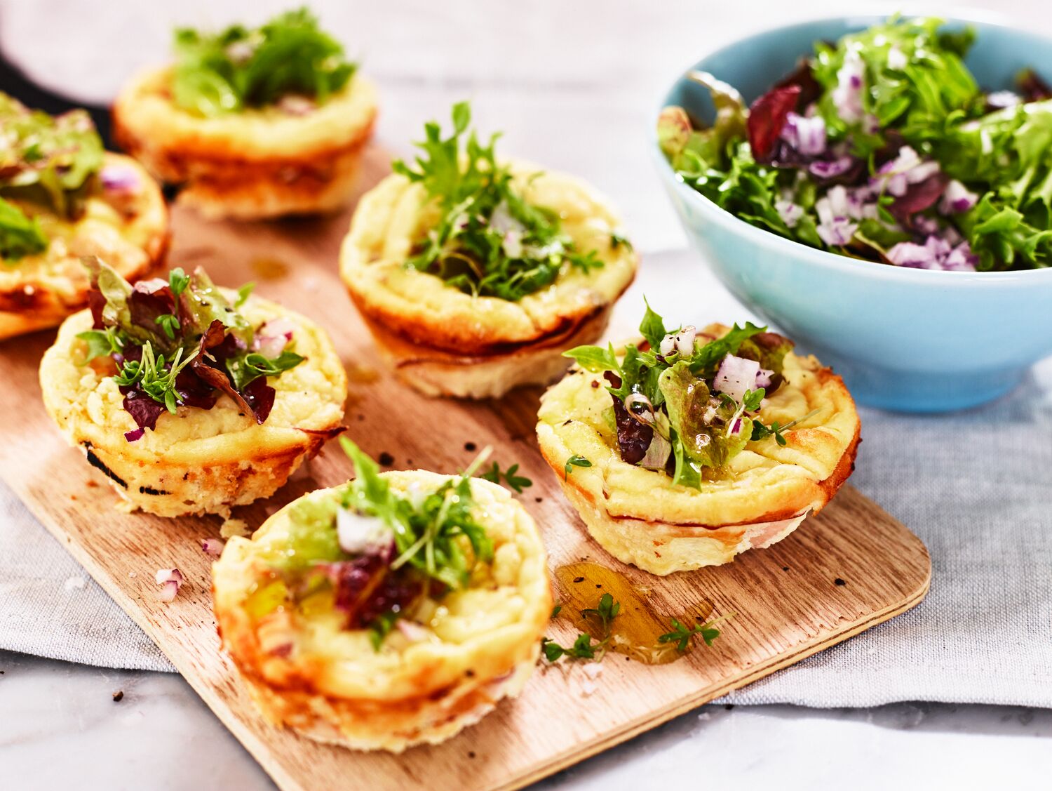 Egg muffins with cheddar