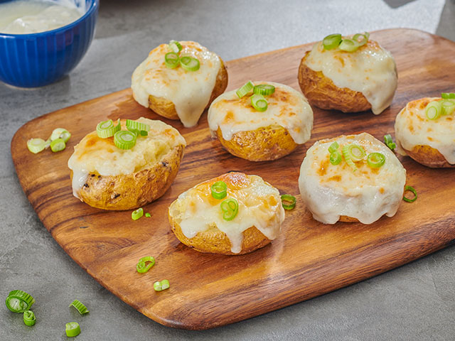 Cheesy Baked Potato Skins