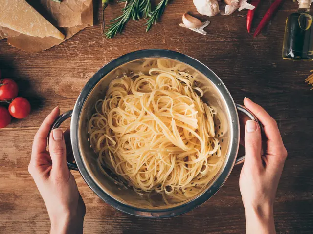 Delicious Pasta Made Easy: 8 Essential Tips for Busy Moms
