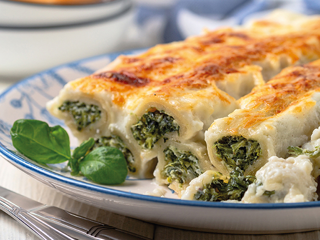 Béchamel Spinach Cannelloni