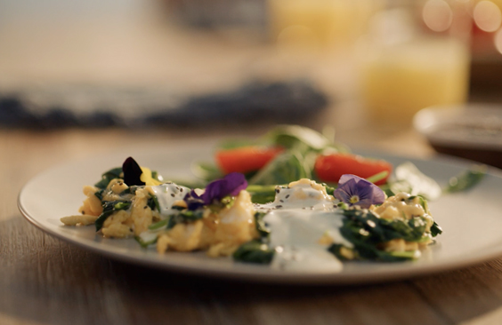 Scrambled Eggs with Spinach, Chia Seeds and Less Fat Cream Cheese Spread