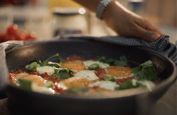 Shakshuka with Cream Cheese Spread and Baguette