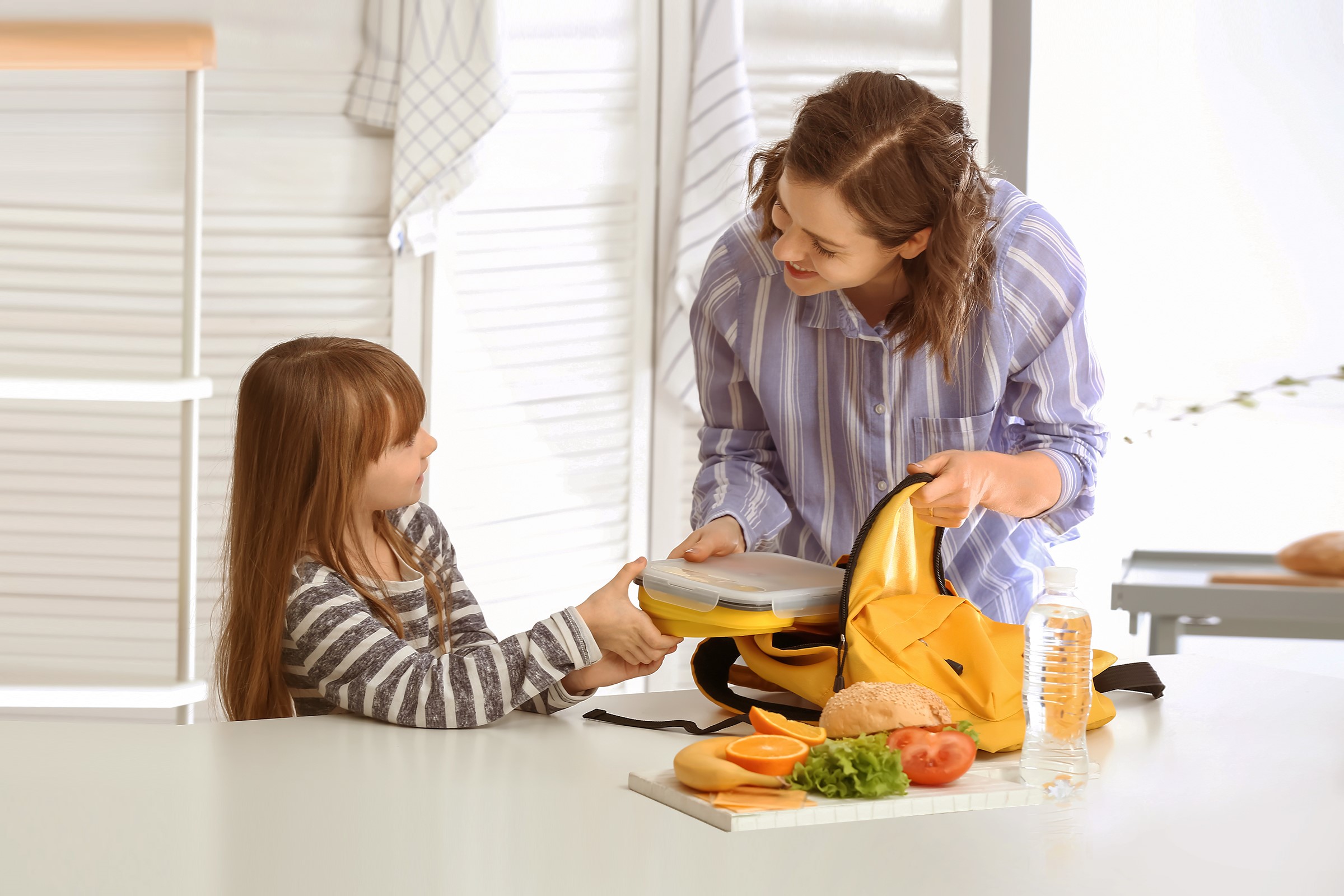 How to choose the right lunchbox for stress-free, spill-free meals!