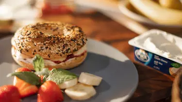 Breakfast puck