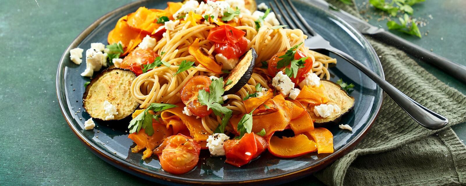 Spaghetti with vegetables 
