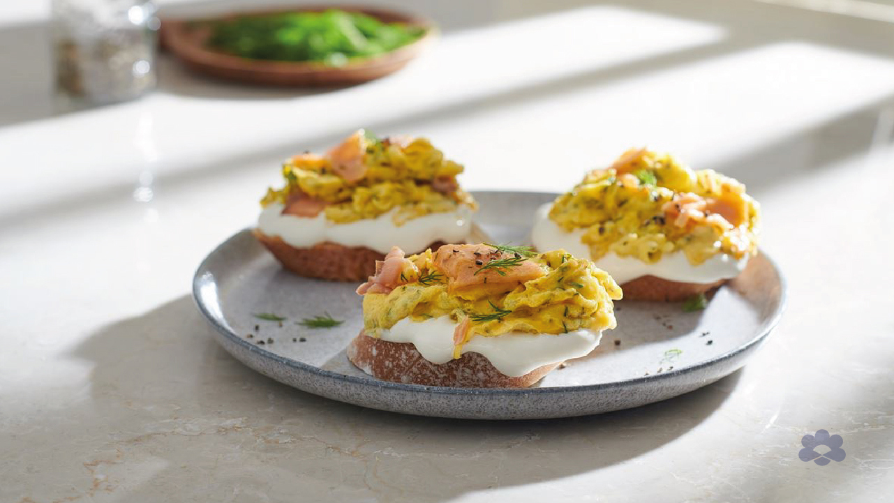 Cream Cheese and Salmon Scrambled Eggs